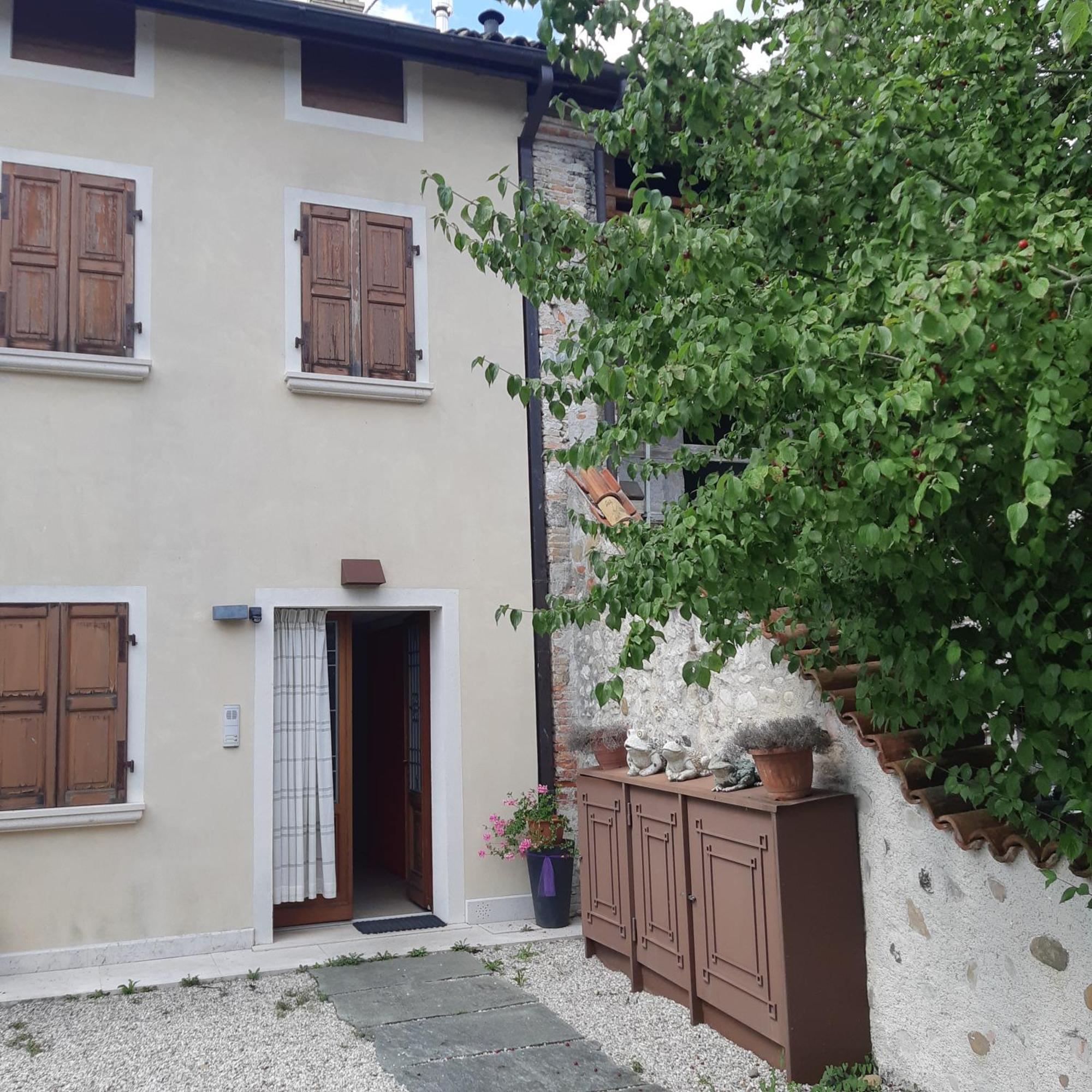 Case Pizzocco 3 A Santa Giustina Meano Экстерьер фото